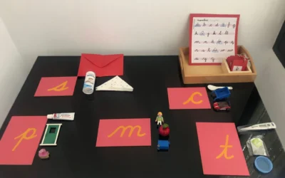 Las letras de lija, un excelente material Montessori para iniciar la lectoescritura