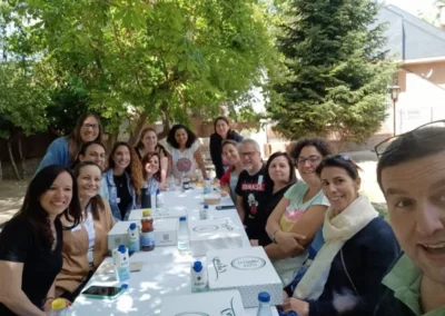 Formación presencial y certificada Montessori - Comida todos juntos en Madrid